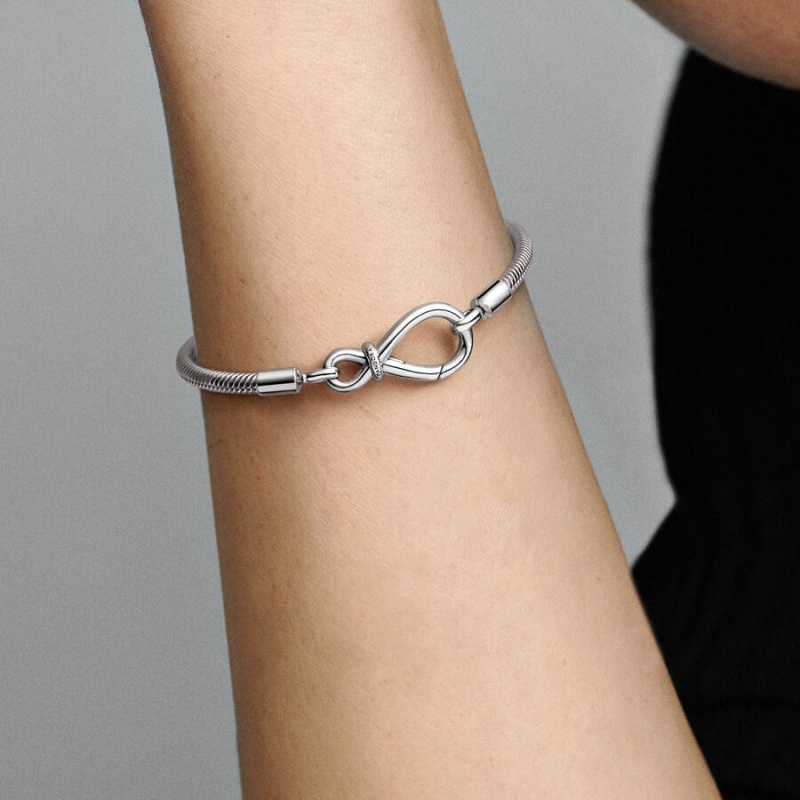 Pandora Moments Infinity Knot Snake Charm Bracelets Sterling Silver | 4178-RMOCJ